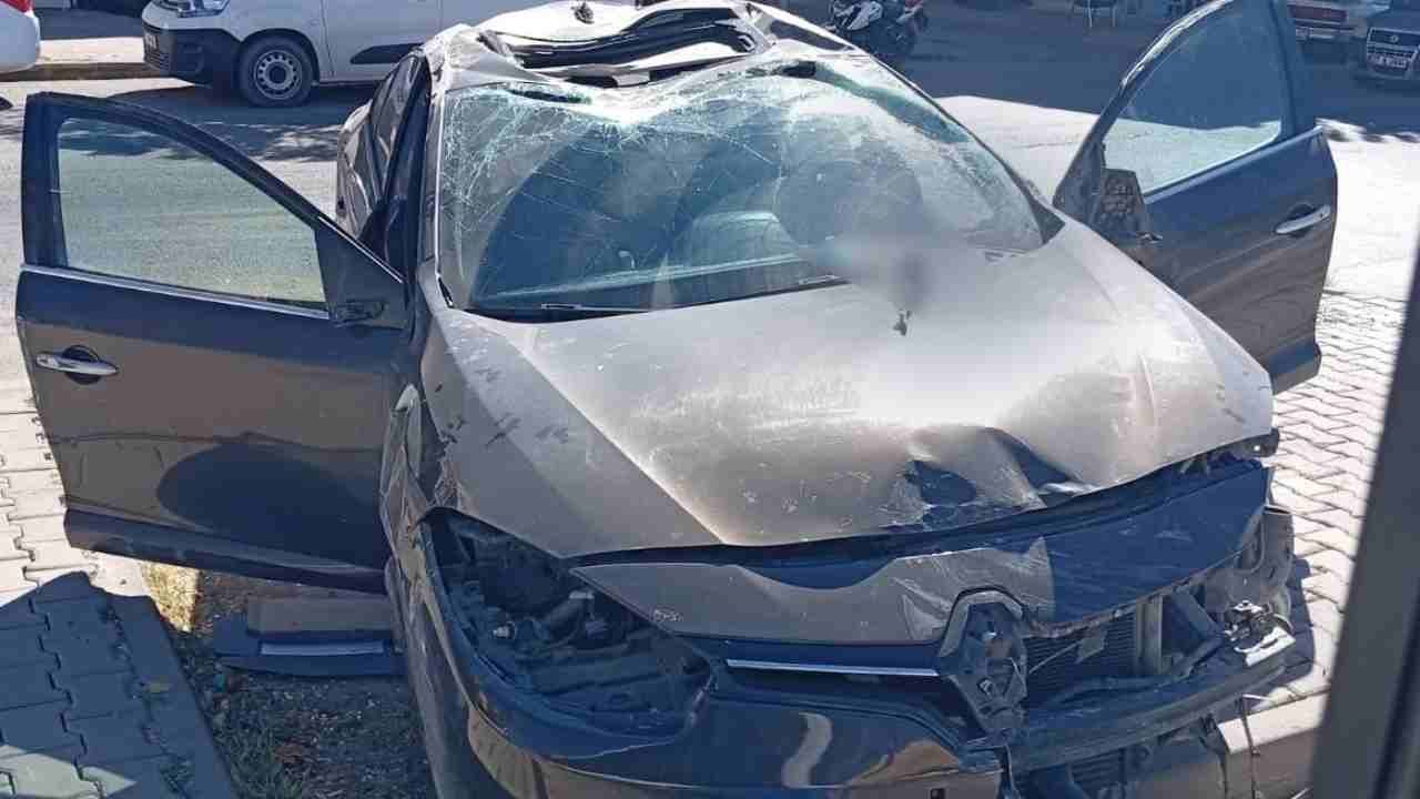 Kayaönü Mahallesinde trafik kazasında 1 kişi yaralandı.