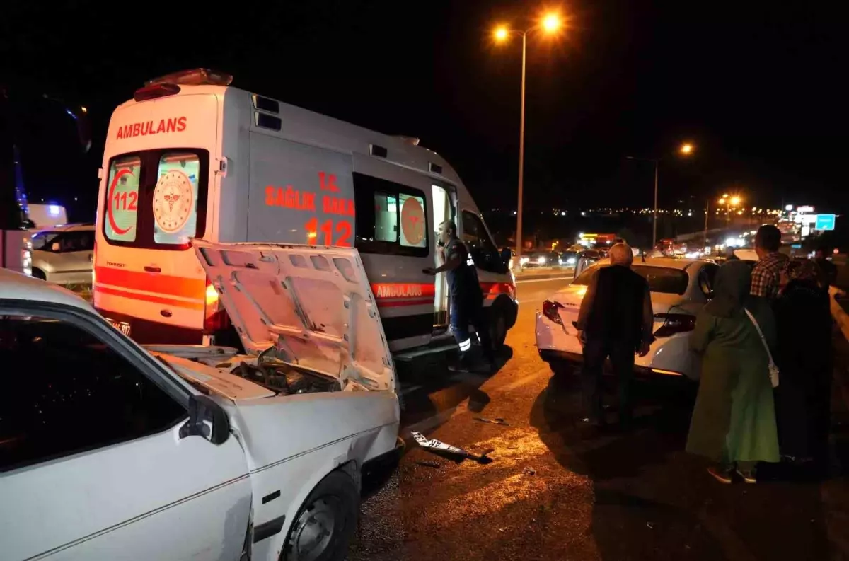 Kırıkkale'de Trafik Kazasında Zincirleme Yaralanan 3 Kişi