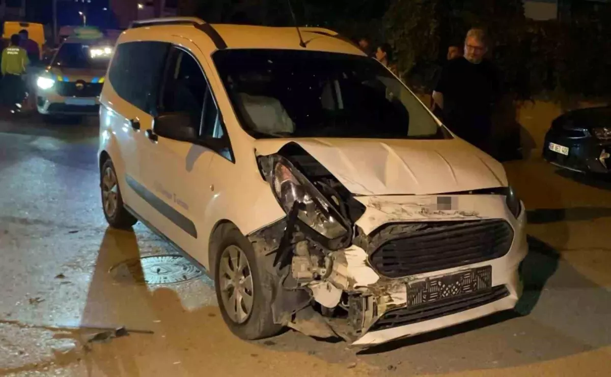 Aksaray'da Kaza: 3 Kişi Yaralandı