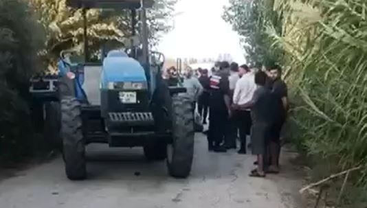 Adana'da traktörün çapasına çarparak yaşamını yitirdi.