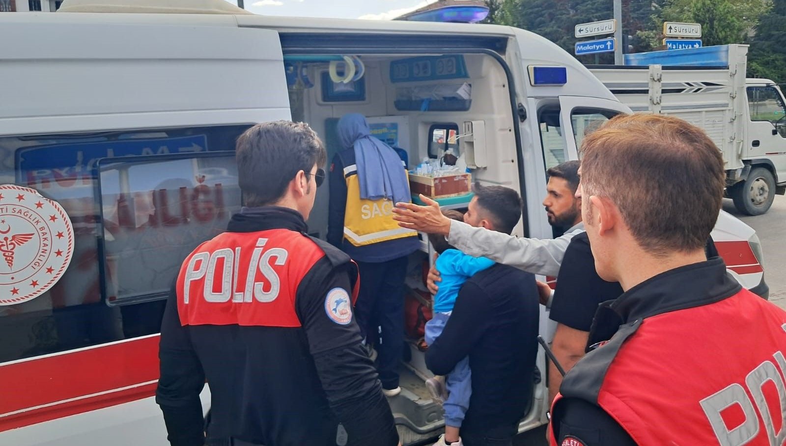 Elazığ'da meydana gelen kazada 5 kişi yaralandı.