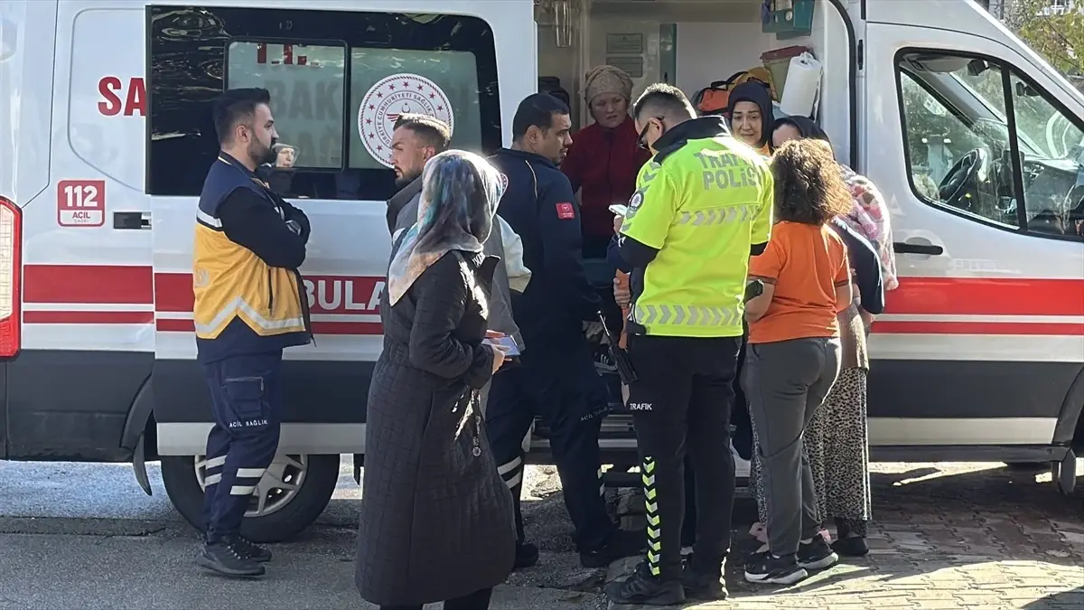 Kaza Sonucu Bolu'da 5 Kişi Yaralandı