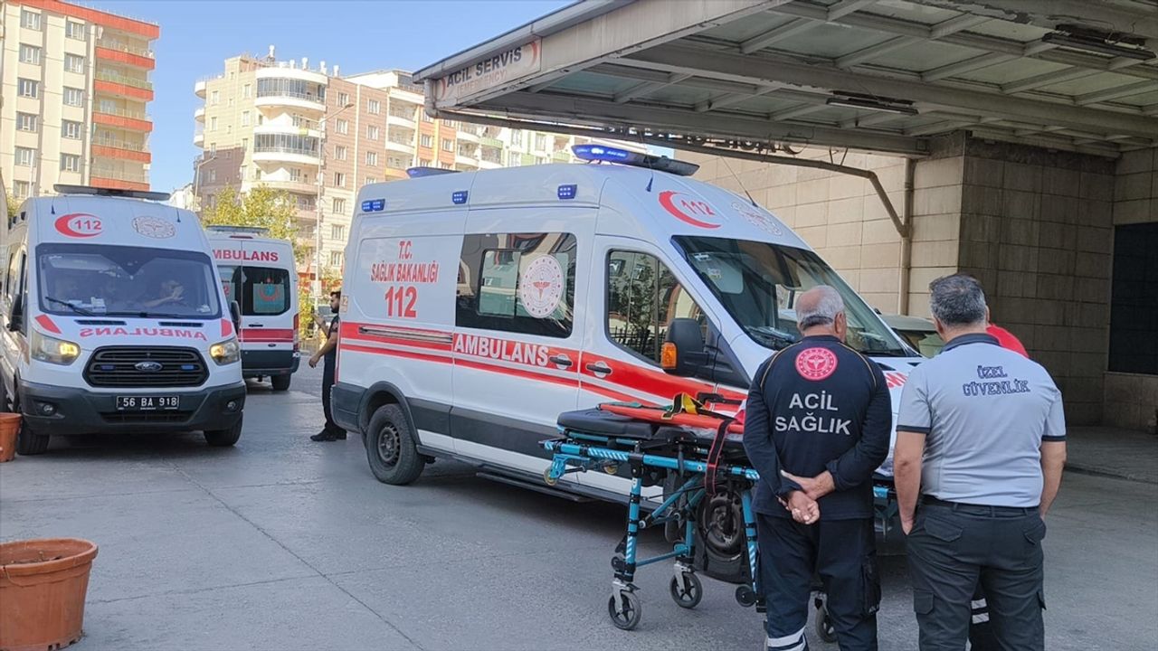 Siirt’te meydana gelen son anlık trafik kazasında 4 kişi yaralandı.