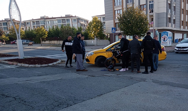 Kırklareli TOKİ'de Kaza: Motosiklet ve Taksi Çarpıştı