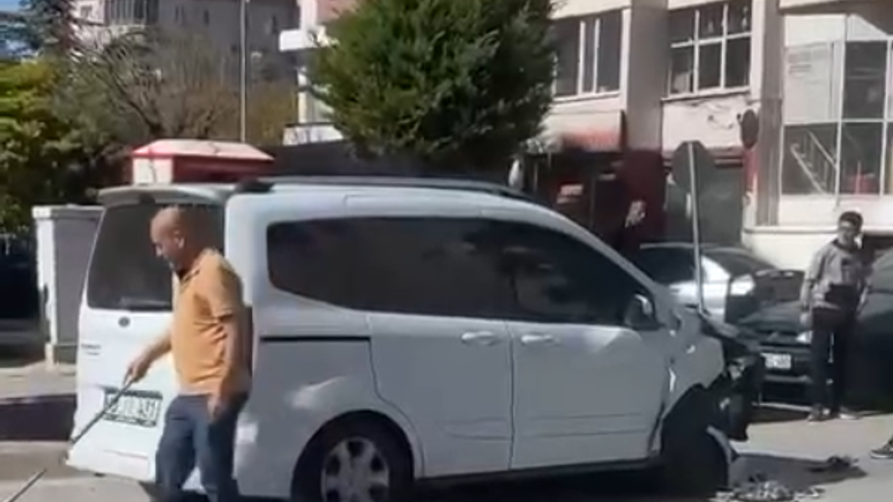 Niğde'de maddi zarara neden olan trafik kazaşı
