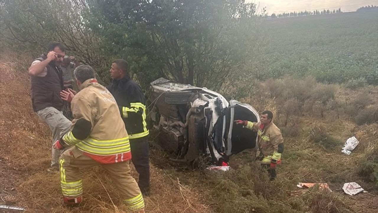 Hatay'da trafik kazasında genç sürücü hayatını kaybetti.