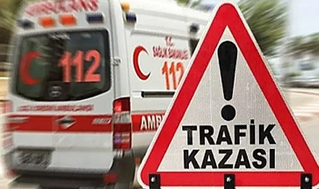 Şanlıurfa'da 3 araç kaza yaptı, 10 kişi yaralandı.