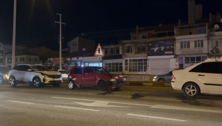 4 aracın karıştığı arka arkaya trafik kazası