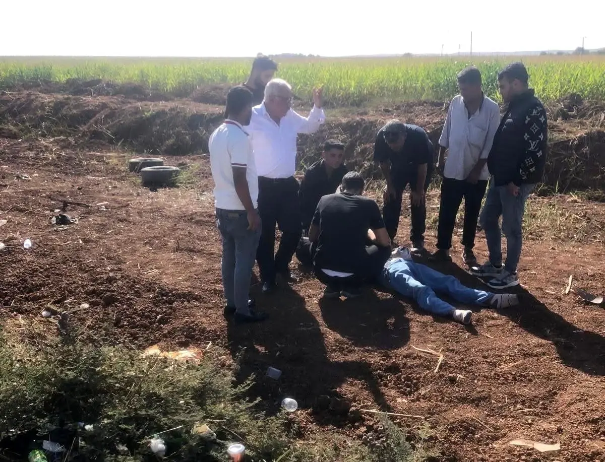 Akçakale'de Kaza: 2 Kişi Yaralandı