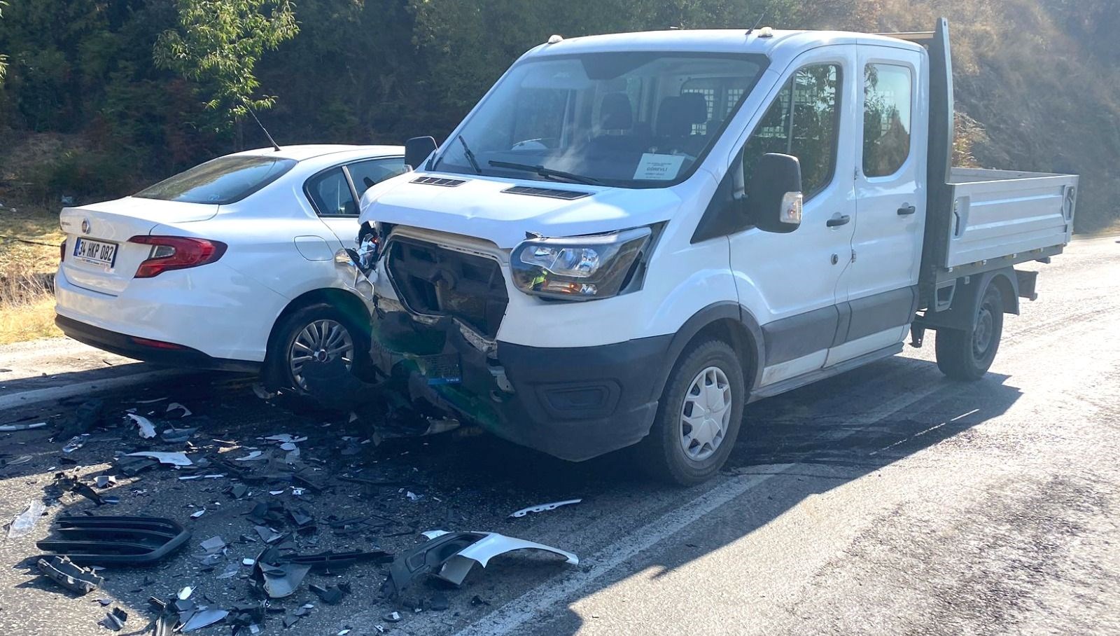 Ödemiş'te meydana gelen kazada altı kişi yaralandı.