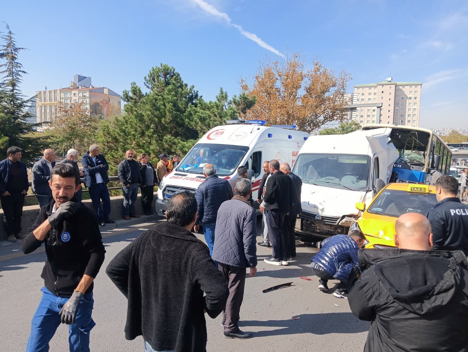 Ankara'da ardışık trafik kazası: Yaralılar mevcut