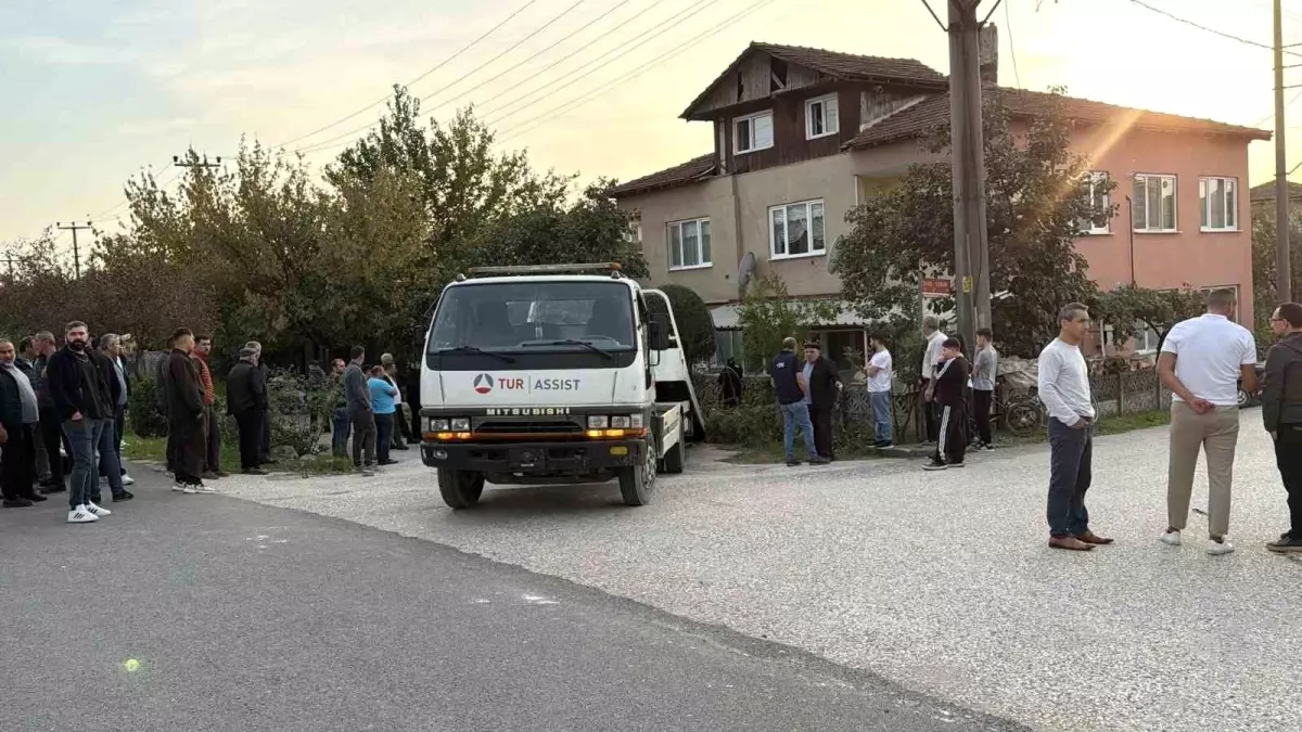 Düzce'de Kaza: İki Kişi Ağır Şekilde Yaralandı