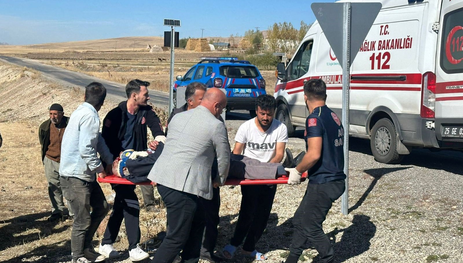 Karayazı'da kaza: 1 kişi yaralandı