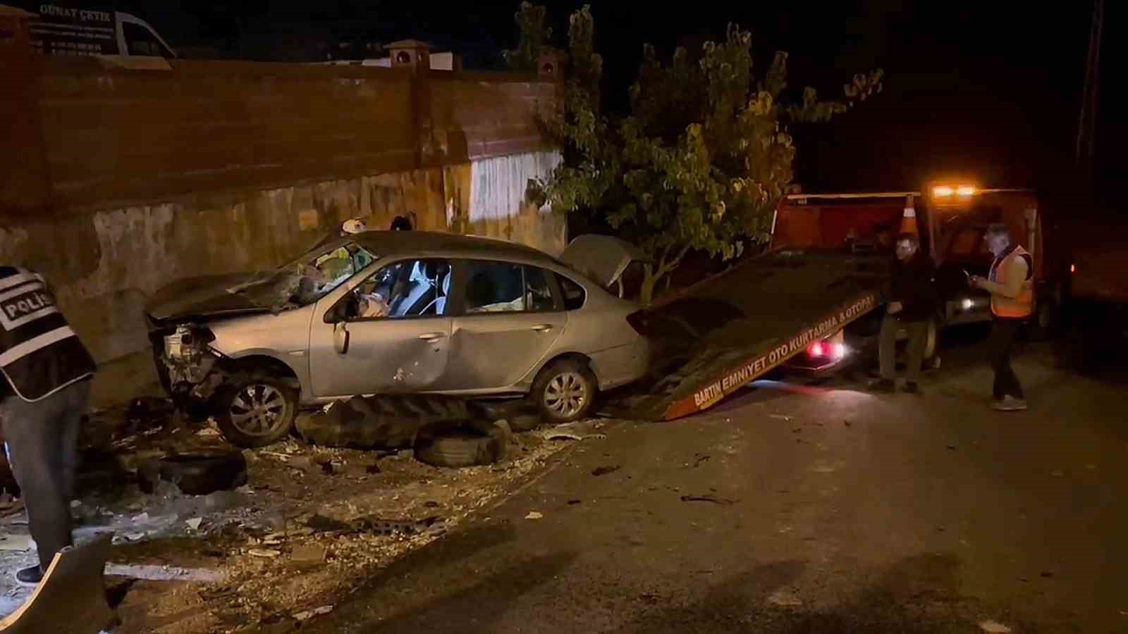 Korkunç kaza: Araç devrilen sürücü mahsur kaldı – En Son Haberler