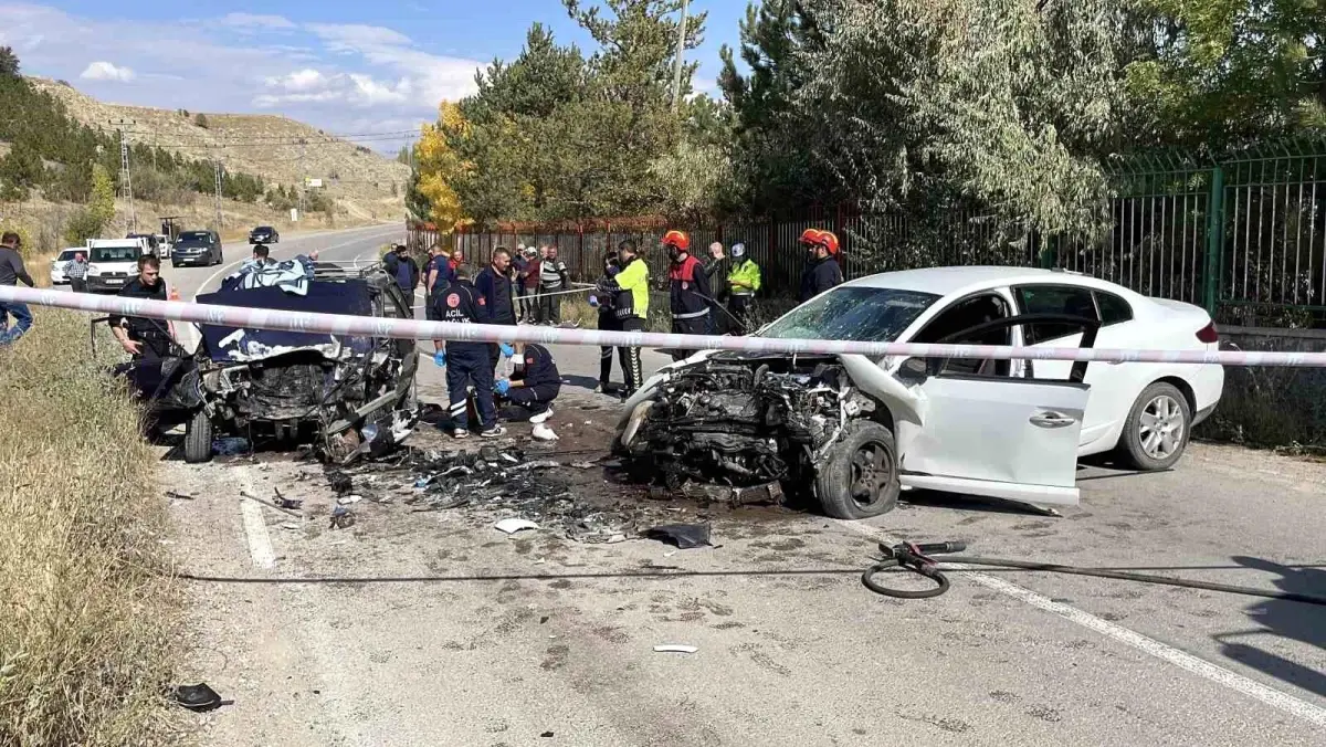 Sivas'ta Kaza Sonucu Bir Kişi Hayatını Kaybetti, Bir Kişi Yaralandı.