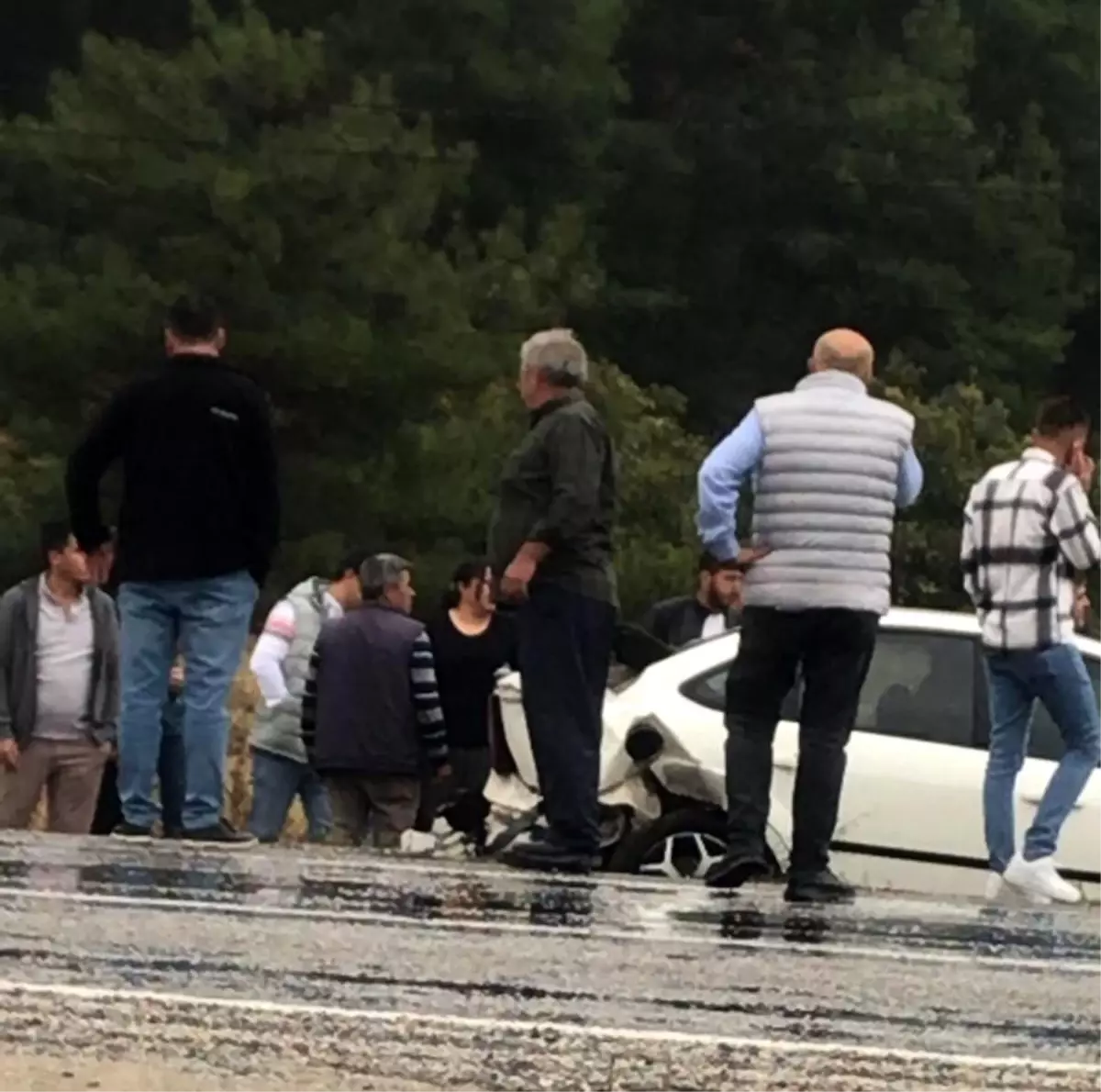 Denizli'de trafik kazasında 5 kişi yaralandı.