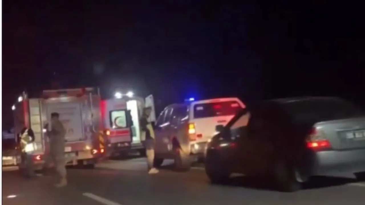 Diyarbakır-Batman karayolunda trafik kazası: Yaralananlar bulunuyor
