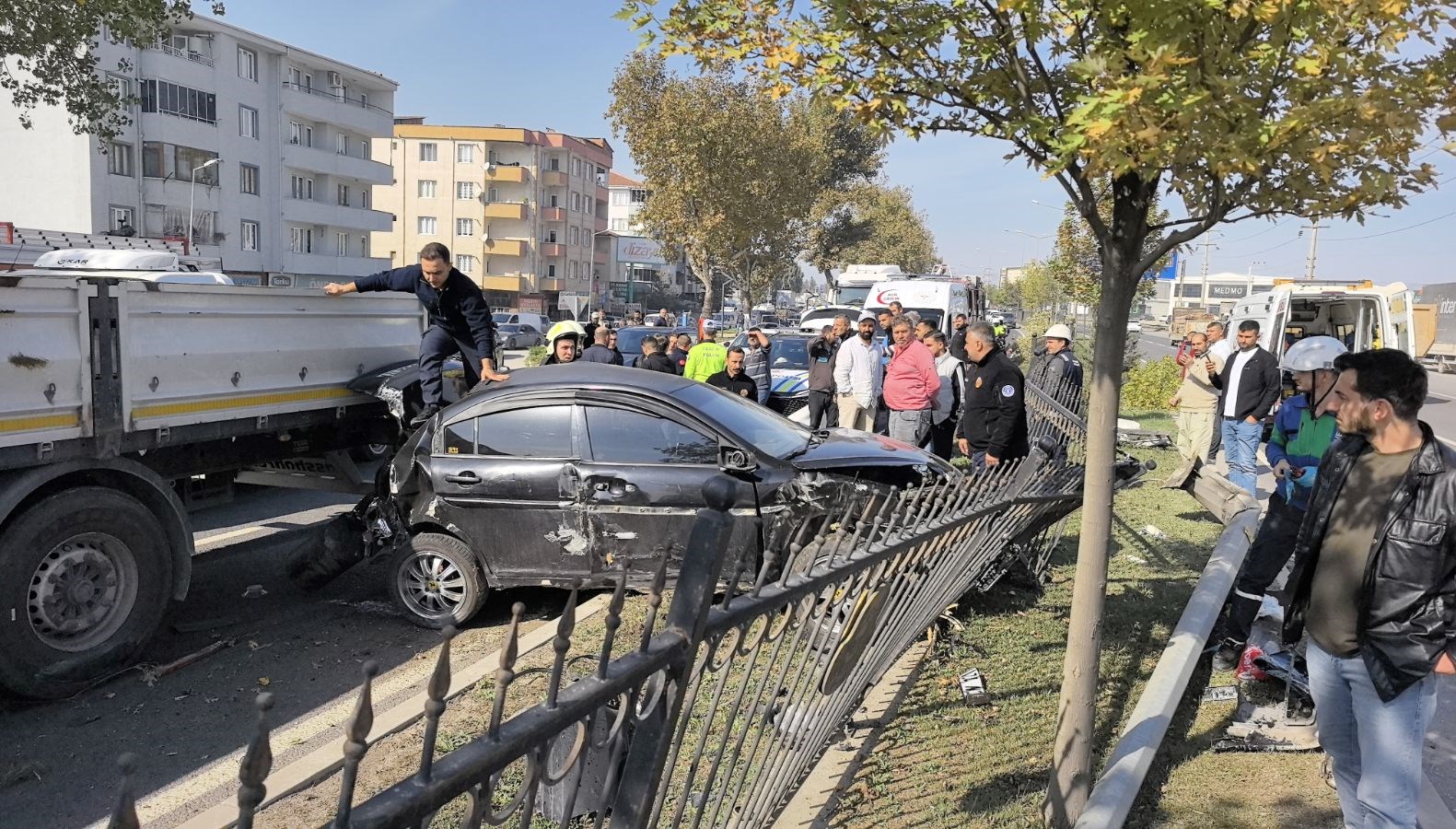 Bursa'da ehliyetsiz sürücünün karıştığı kaza: İki kişi yaralandı