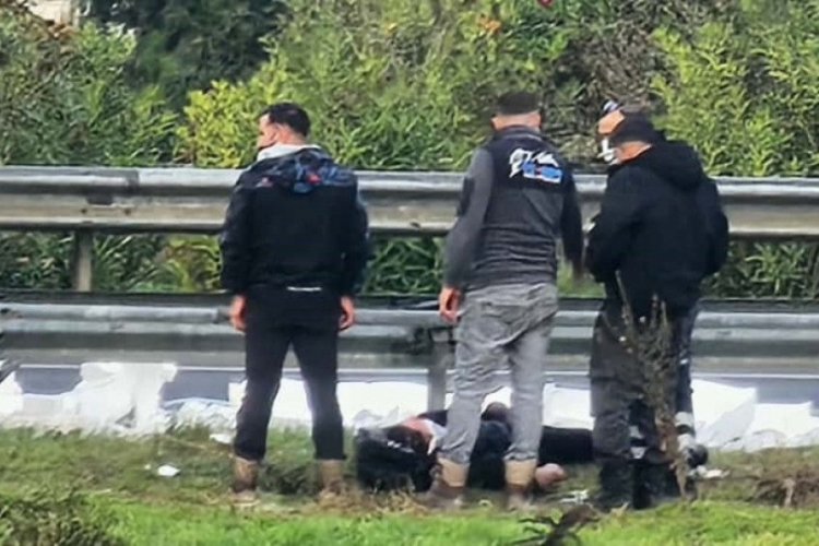 İzmir'de ardışık trafik kazası: 1 kişi ağır şekilde hayatını kaybetti.