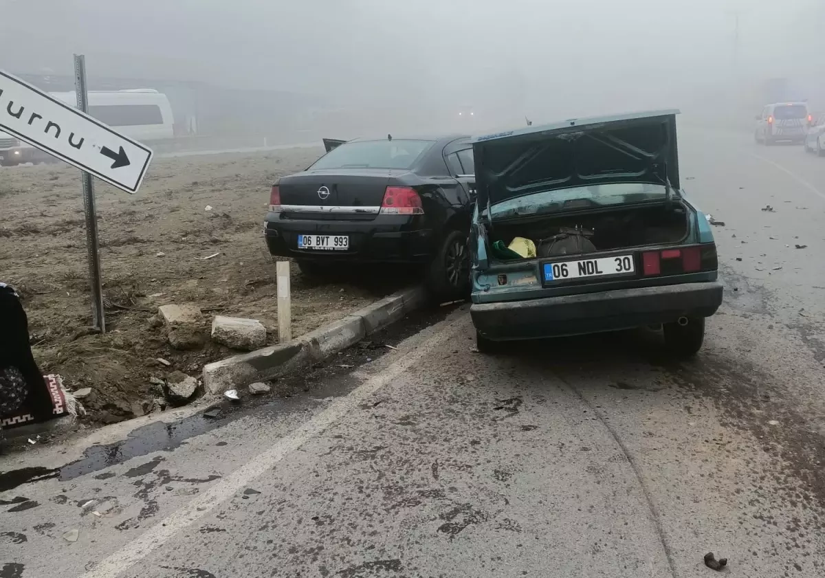 Mudurnu'da Trafik Kazasında 4 Yaralı ve 1 Bebek Var.