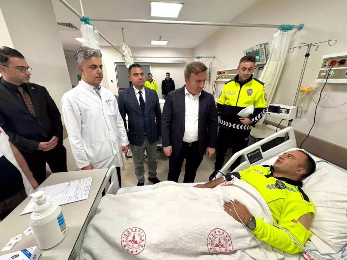Tercan'da Kaza: 3 Polis Yaralı