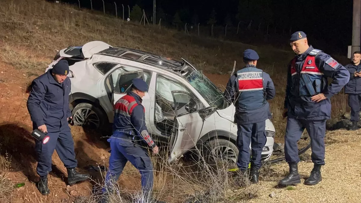 Eskişehir'de Trafik Kazasında 1 Kişi Hayatını Kaybetti, 4 Kişi Yaralandı.