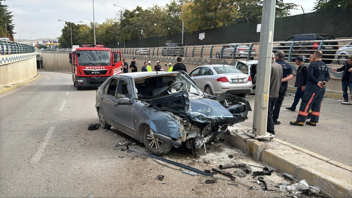 Elazığ'da seri trafik kazası: Ölü ve yaralıların olduğu bildirildi