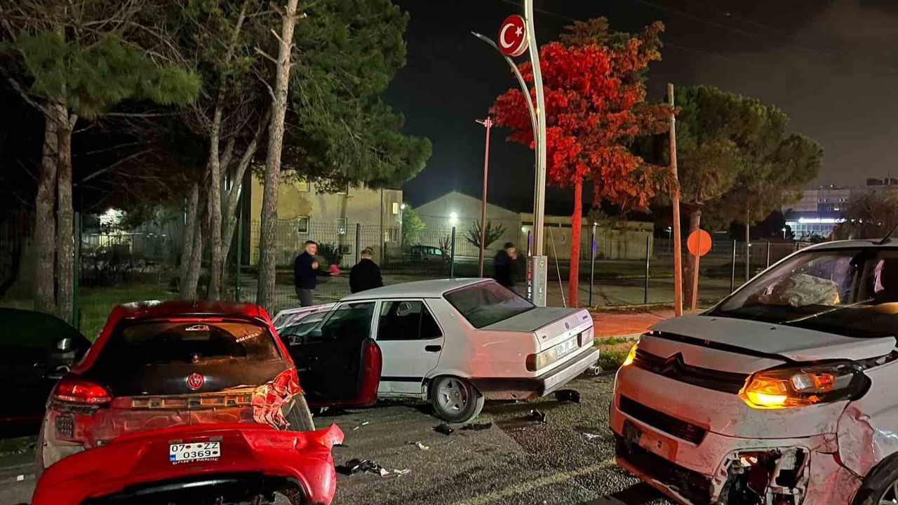 Tekirdağ'da ardışık trafik kazası: 3 kişi yaralandı