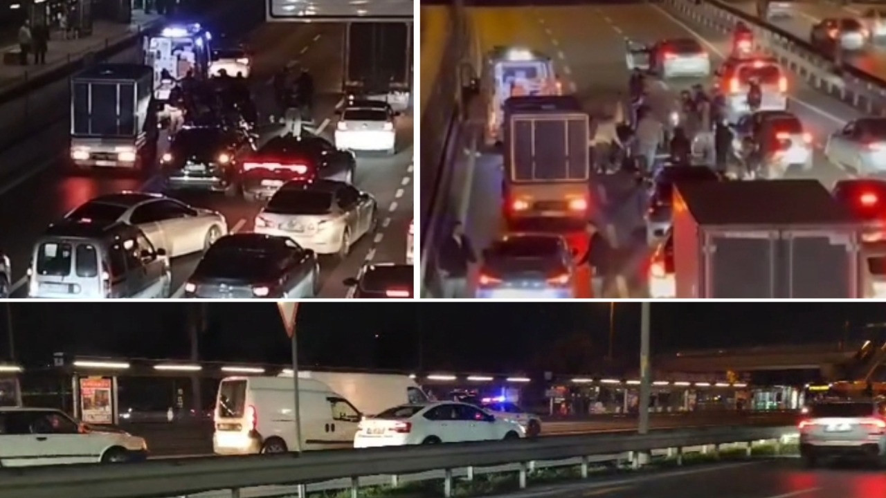 Ambulans, kaza yapan motosiklete çarptı; 2 kişi yaralandı.
