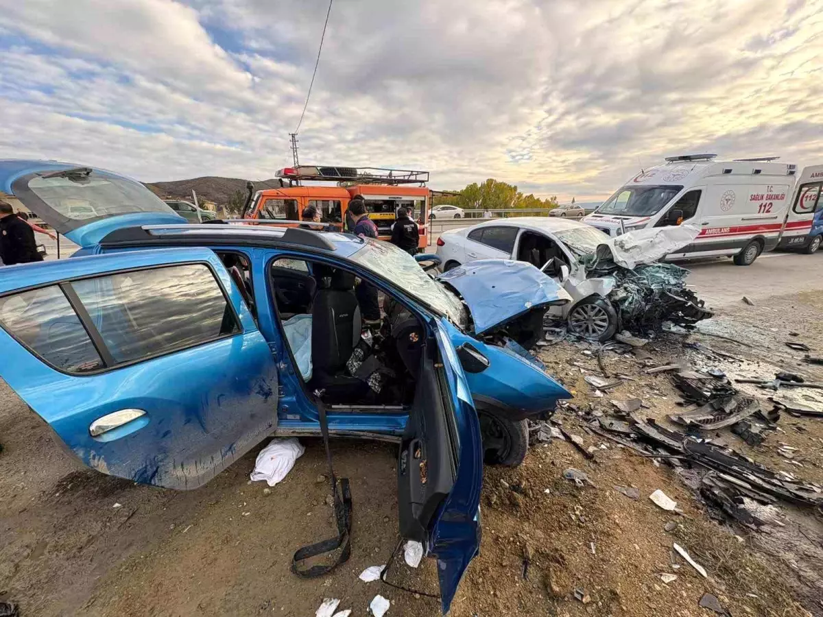 Kastamonu'da Trajik Trafik Olayı: 1 Kişi Hayatını Kaybetti, 5 Kişi Yaralandı.