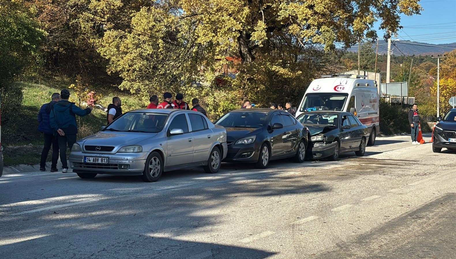 Abant Gölü Milli Parkı'nda ardışık trafik kazası