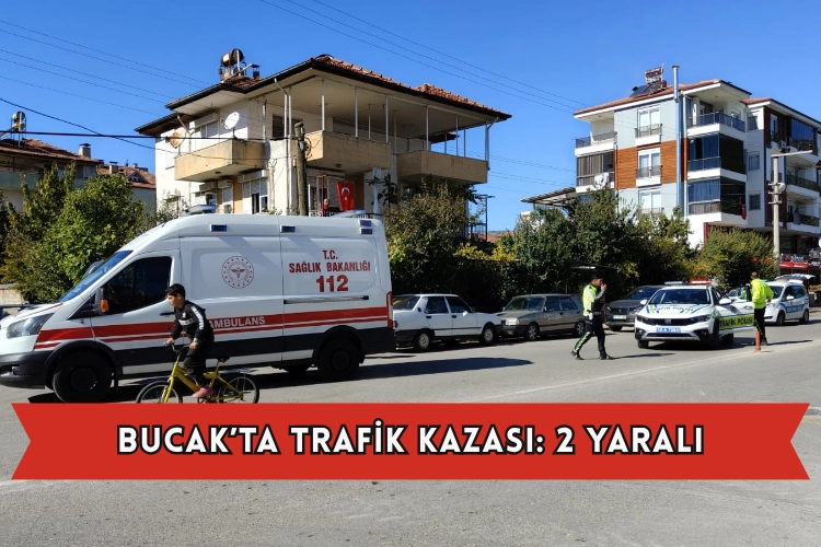 Kaza sonucu Bucak'ta 2 kişi yaralandı.