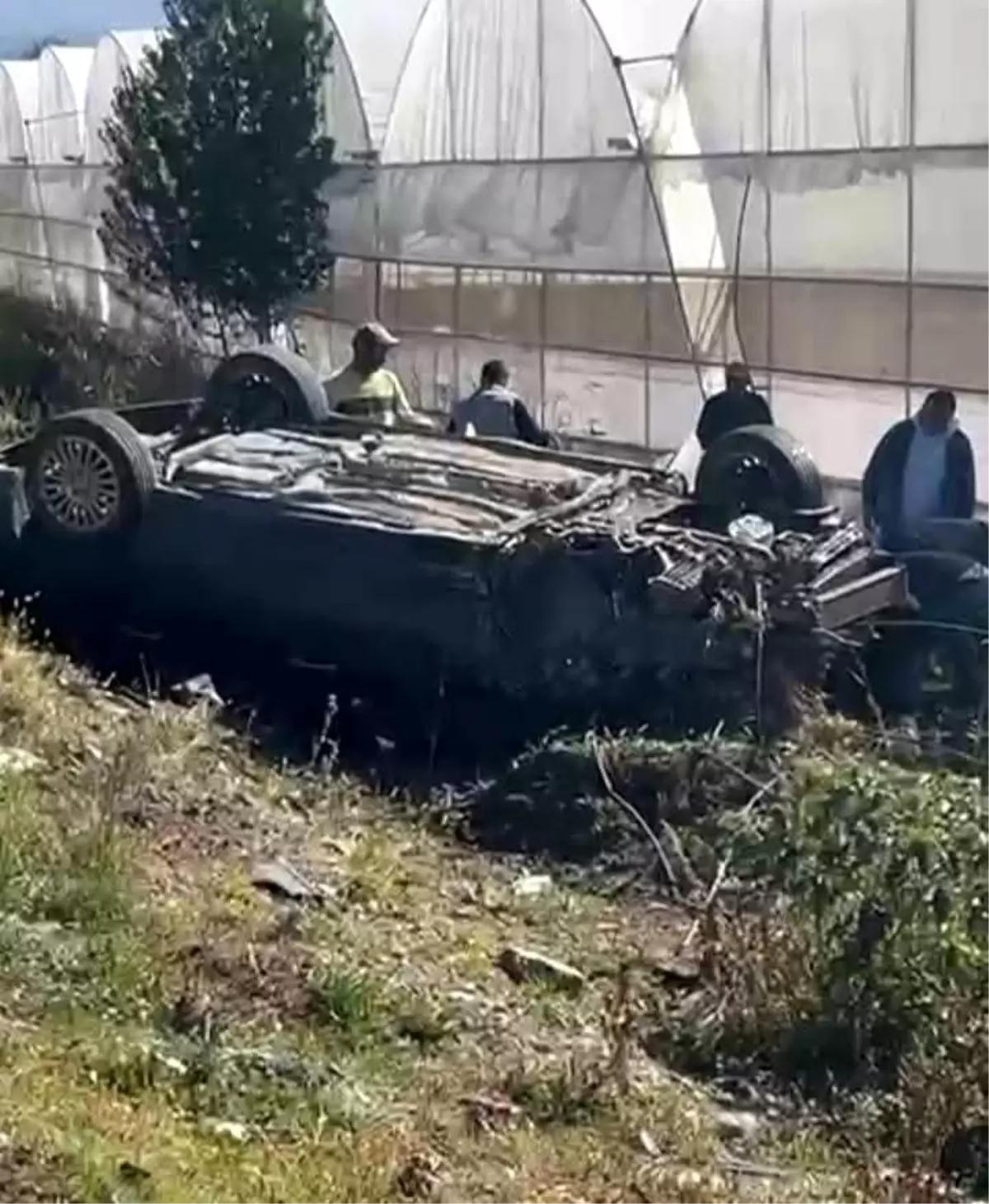 Burdur'da trafik kazası sonucu 3 kişi yaralandı.