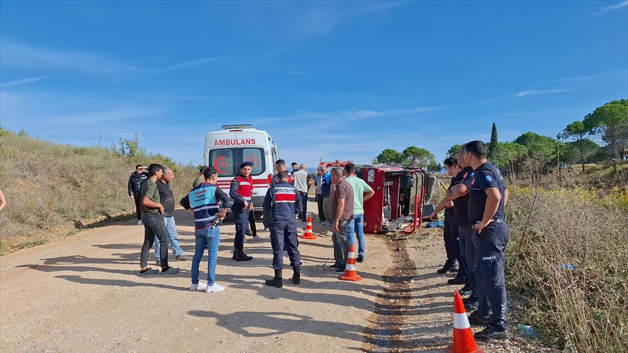 Antalya'da safari araçlarının karıştığı trafik kazasında 9 kişi yaralandı.