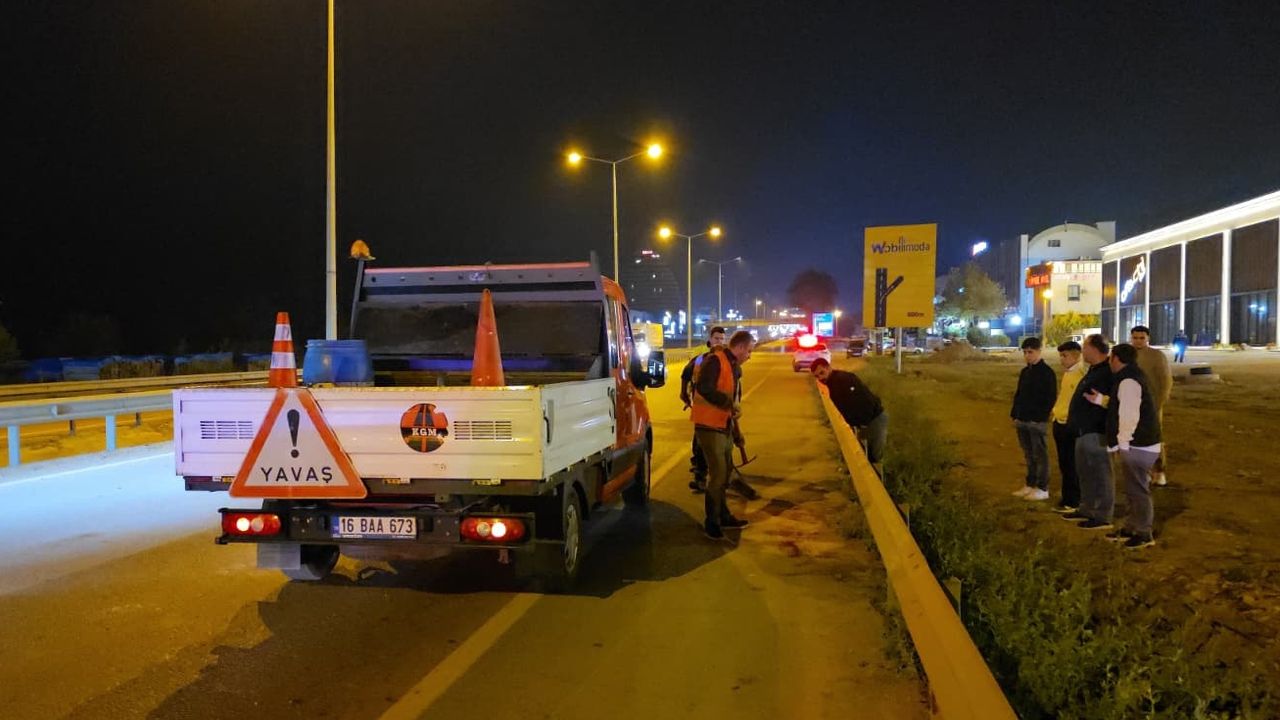 İnegöl, Bursa'da zincirleme kaza sonucu 6 kişi yaralandı, bir kişi durumu ağır.