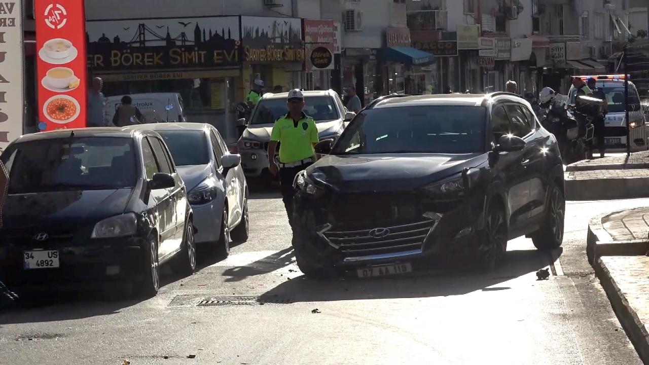 Kaymakam kaza yaptı, hastaneye götürüldü.