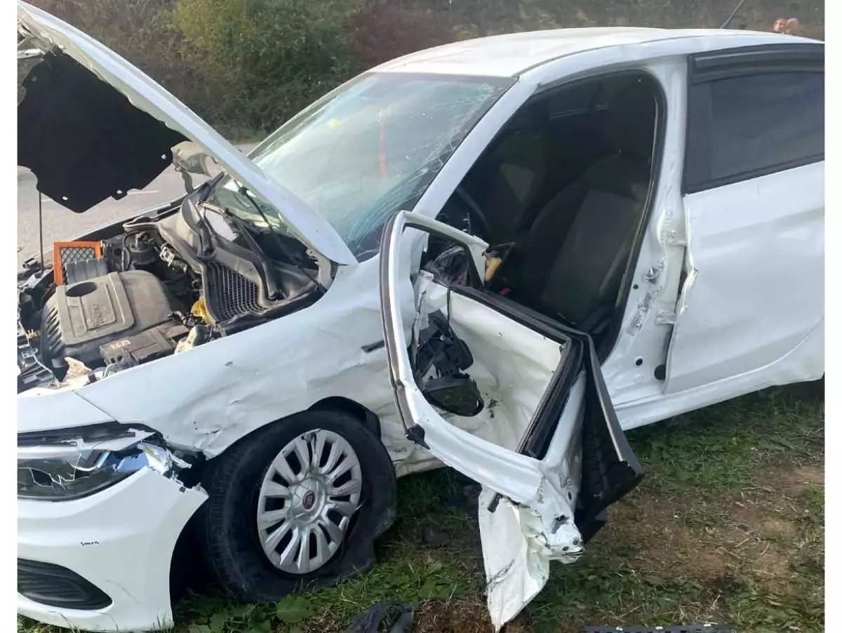 Sakarya'da Kaza: 5 Kişi Yaralandı