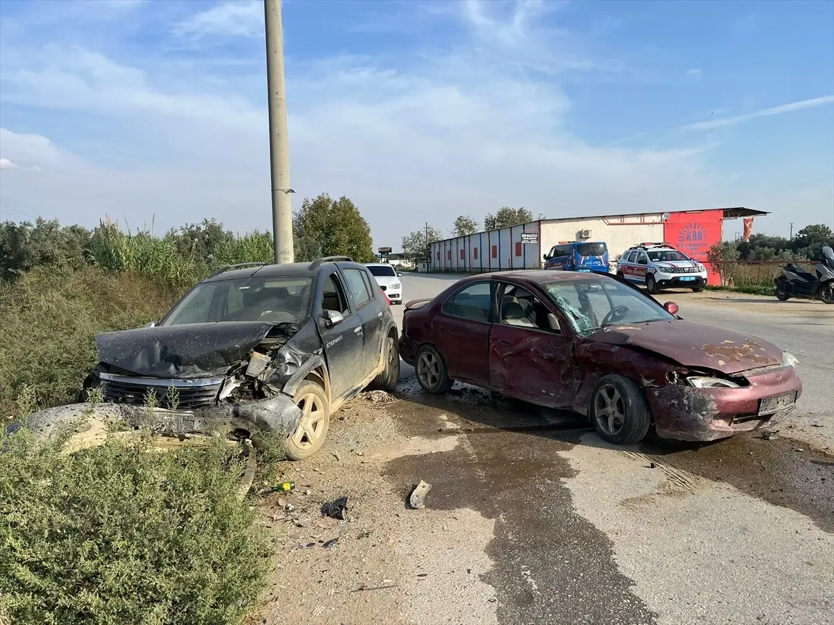 Ödemiş'te Kaza: 2 Yaralı var.