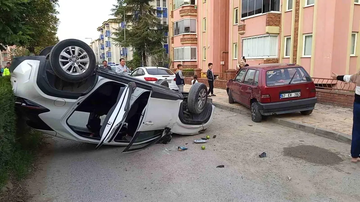 Çaycuma'da Trafik Kazasında 3 Kişi Yaralandı