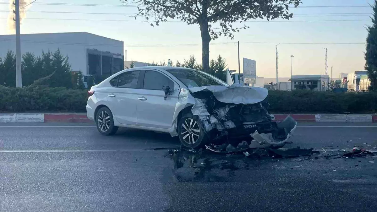 Karaman'da trafik kazasında 1 kişi yaralı.