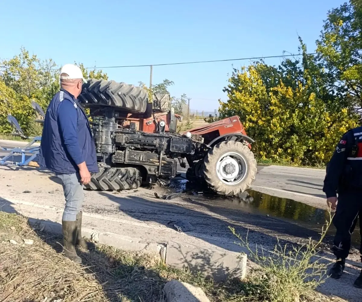 Denizli'de Trafik Kazası Sonucu 2 Kişi Yaralandı