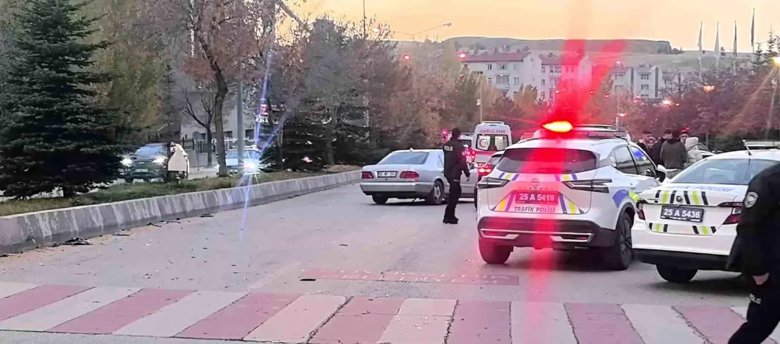 Erzurum'da Trafik Kazası: 3 Kişi Yaralandı