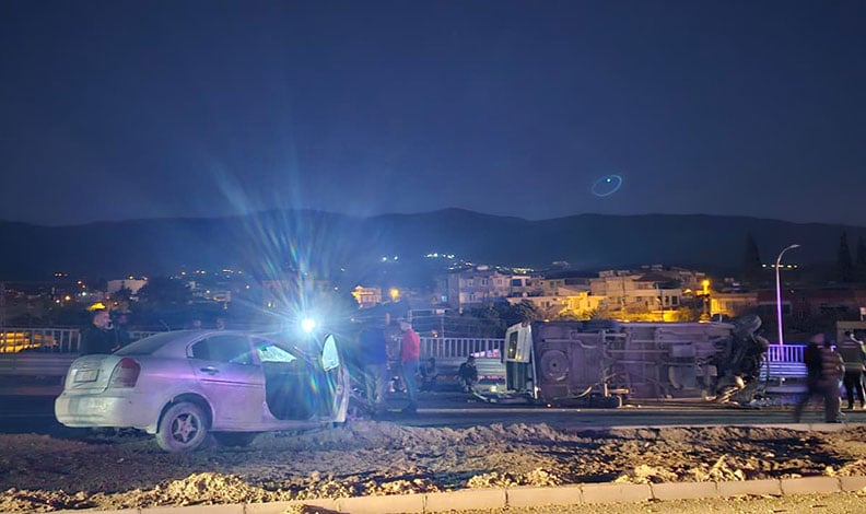 Hatay'da trafik kazası sonucu 11 kişi yaralandı.