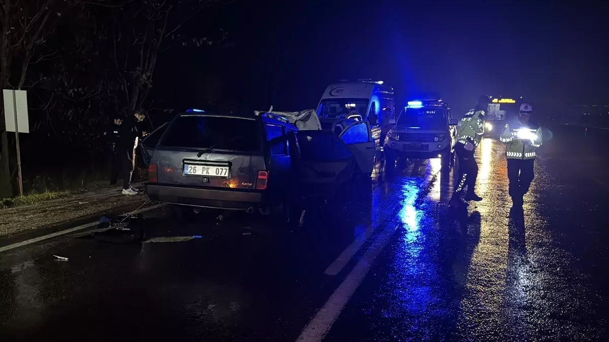 Eskişehir'de trafik kazasında 9 kişi yaralandı.