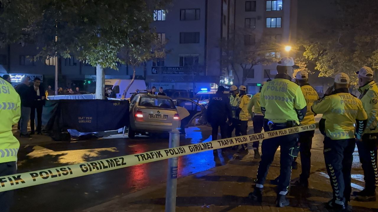 Konya'da araba yayaya çarptı, 1 kişi hayatını kaybetti.