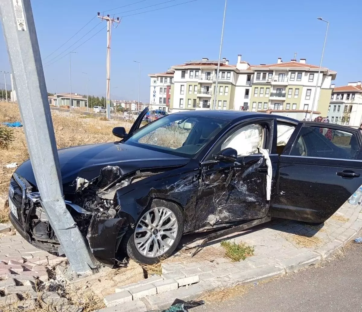 Gaziantep'te Kaza: 4 Kişi Yaralı