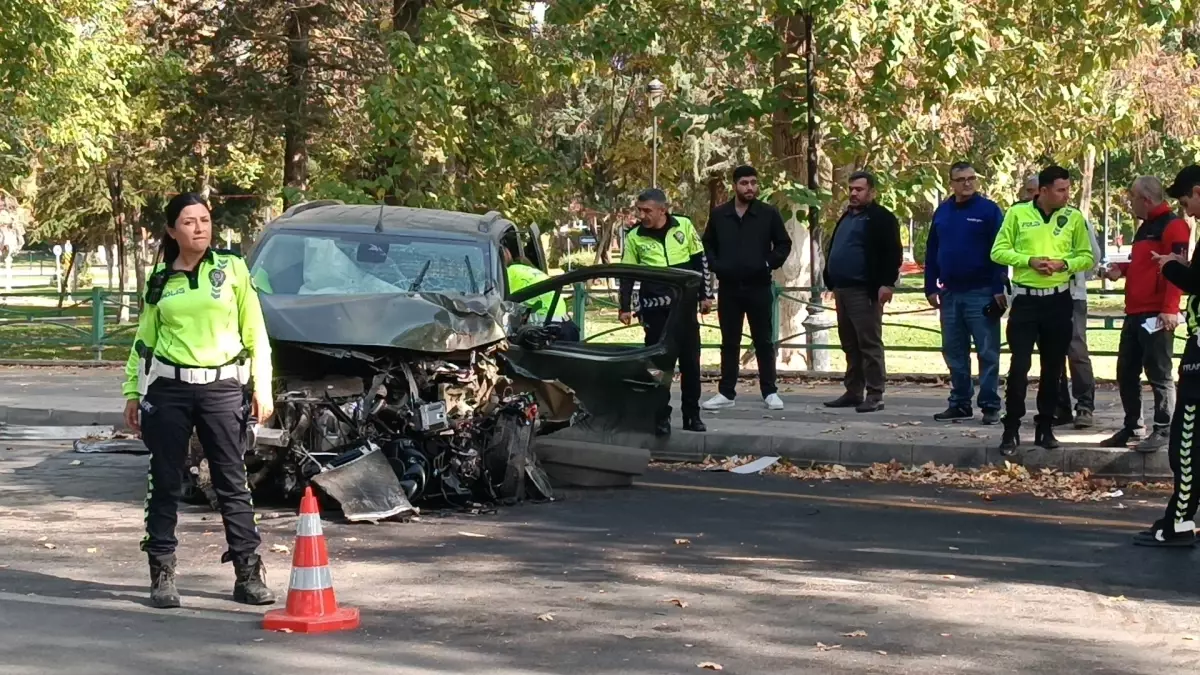 Gaziantep'te Kaza: Sürücü Yaralı