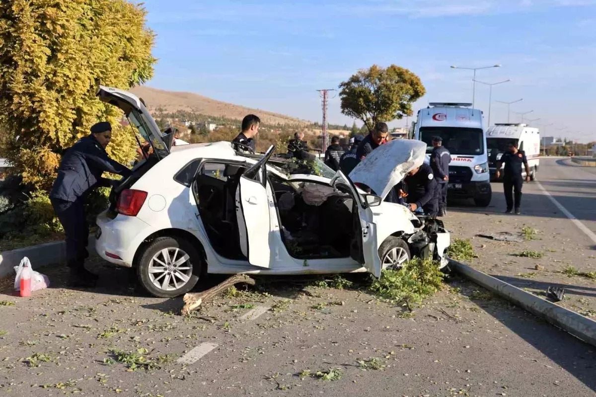 Elazığ'da trafik kazasında anne ve bebeği öldü.