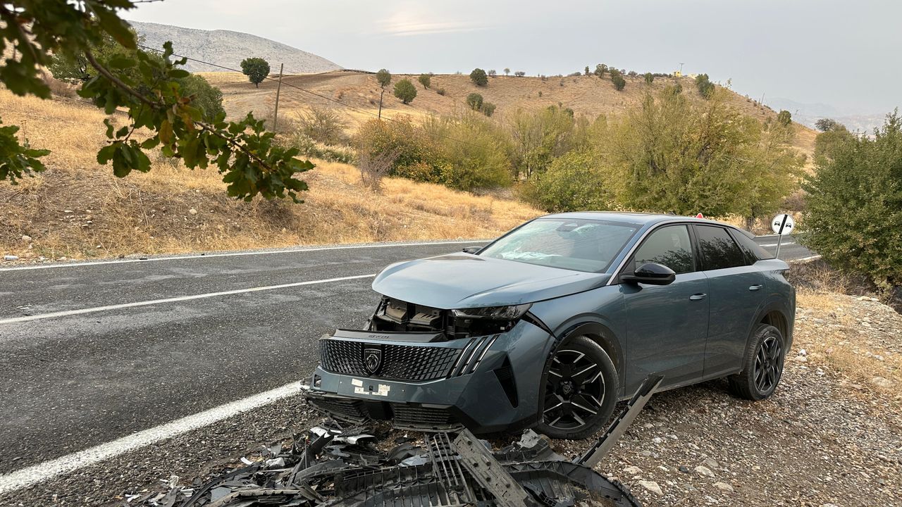 Kahta, Adıyaman'da meydana gelen trafik kazasında 9 kişi yaralandı.