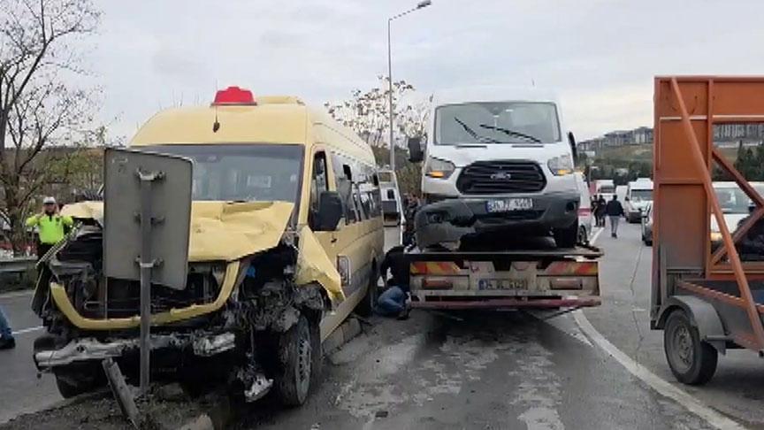 Başakşehir'de zincirleme kaza: Çok sayıda yaralı var.